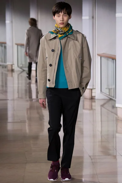 Look 5